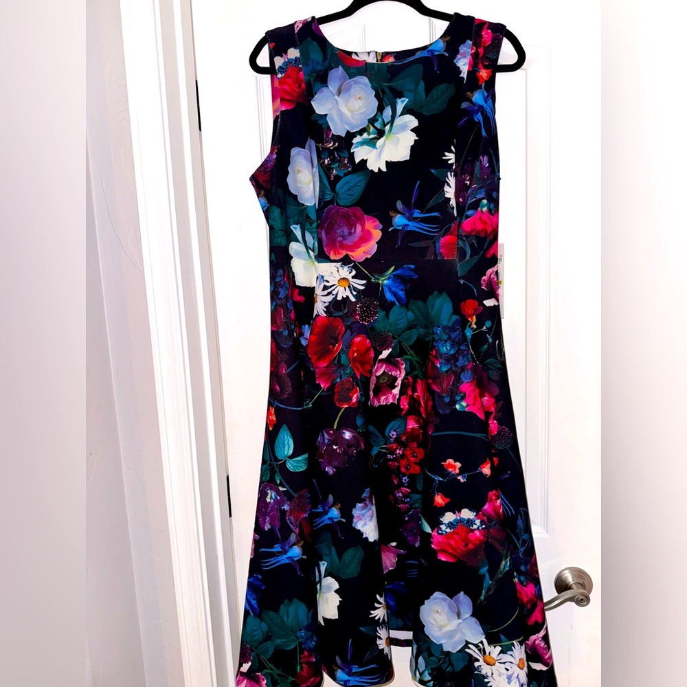 Brand new Calvin Klein floral sleeveless dress